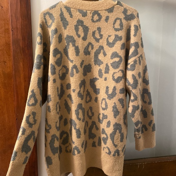Primark Oversized Leopard Cardigan - Picture 2 of 3